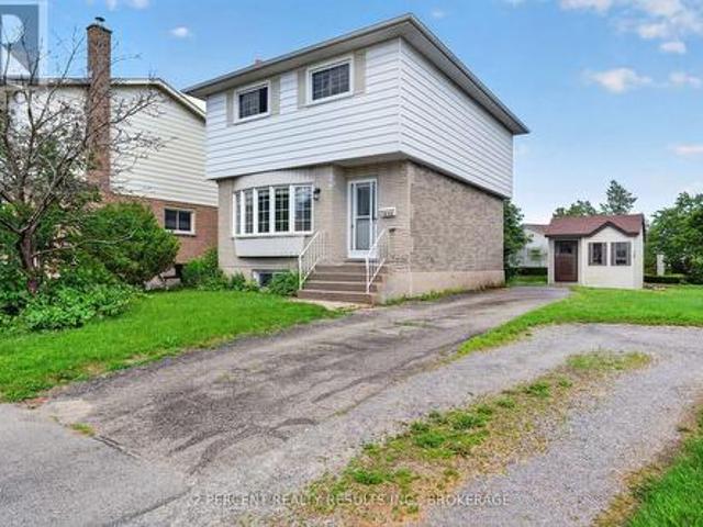 1046 Pinewood Place, Kingston City Northwest, ON, K7P 1L1 house for sale | Listing ID X13694 | Royal LePage
