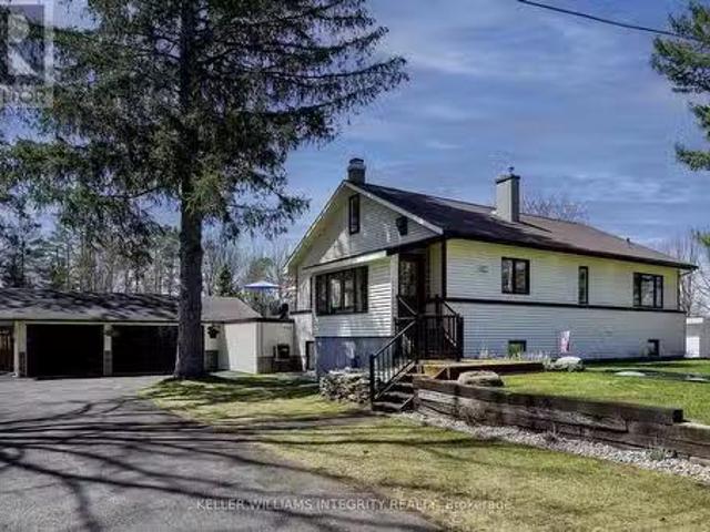 1040 Manotick Station Road, Ottawa, ON, K4M 0V2 house for sa.