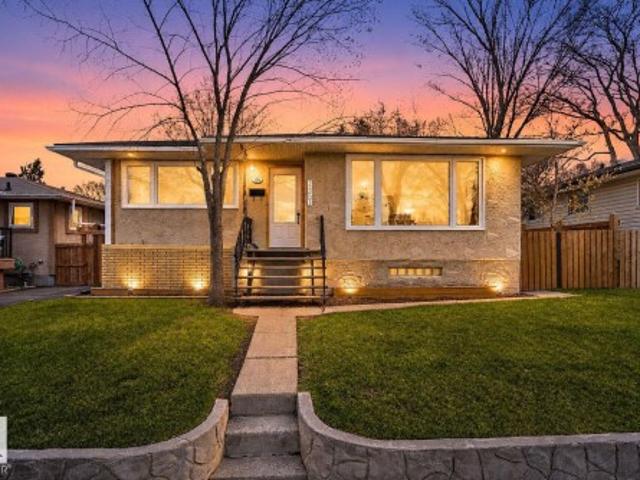 1040 Street, Edmonton, AB, T6A 3P2 house for sale | Listing ID E4495 | Royal LePage
