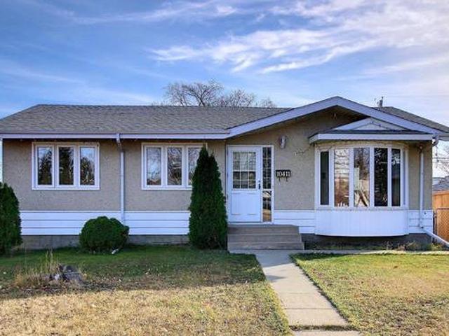 10411 52 AV NW NW Edmonton Alberta