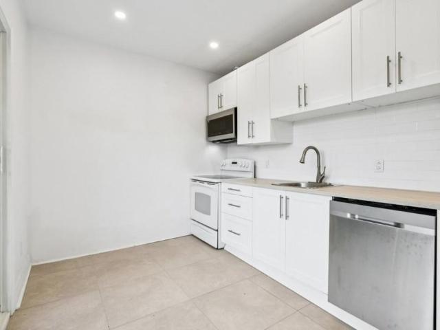 10415 Rue St Hubert, H2C 2H8, H2C 2H8, Montréal