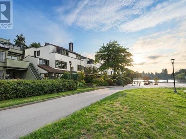 1042 Ironwork Passage, Vancouver, BC, V6H 3P1 townhouse for sale | Listing ID R2974 | Royal LePage