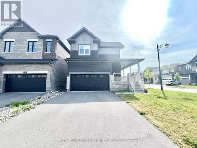 1042 Parabolica Way, Ottawa, ON, K2T 0R1 house for lease | Listing ID X13524 | Royal LePage