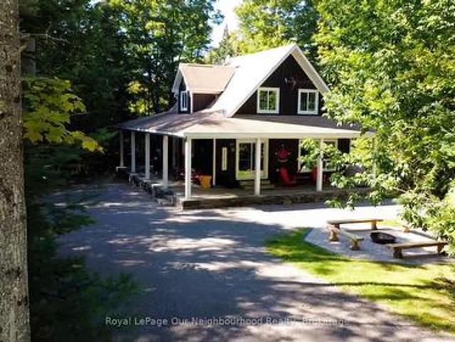 1042 Ski Ridge Trail, Dysart Et Al Guilford, ON, K0M 1M0 house for sale | Listing ID X13057 | Royal LePage