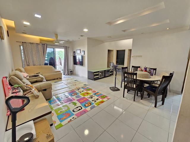 1043 SF Renovated Partial Furnish Villa Pavilion Taman Bukit Serdang