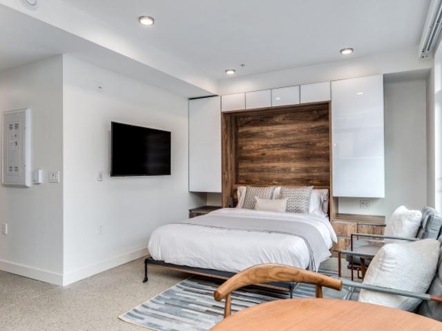#104 1170 Barclay Street
