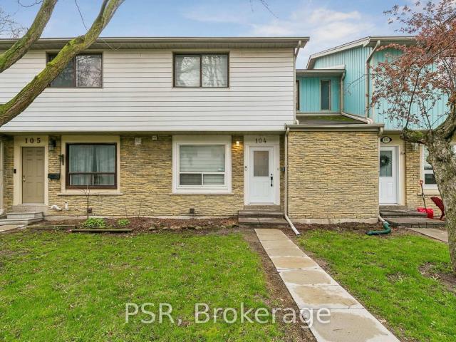 104 6 Falconer Drive, Mississauga | 3Beds/2Bath, Townhouse, $619,900 | Condos. Ca