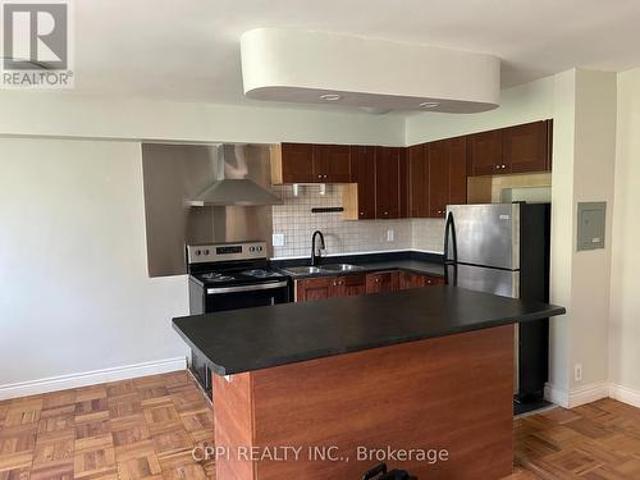 104 6 Hill Heights Road, Toronto, ON, M8Y 1Z1 lease for lease | Listing ID W13486 | Royal LePage
