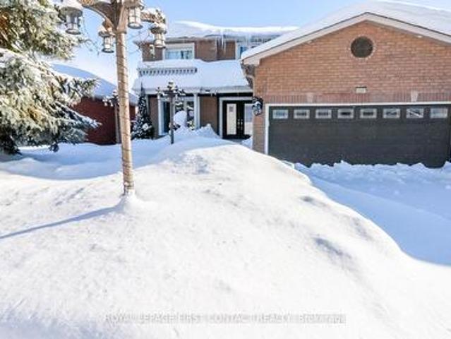 104 Brown Street, Barrie, ON, L4N 7V6 house for sale | Listing ID S11986 | Royal LePage