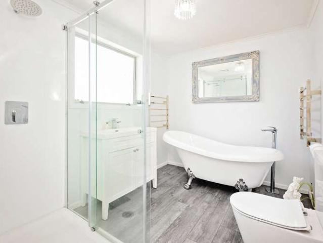 104 Ferry Road, Clive, Hastings