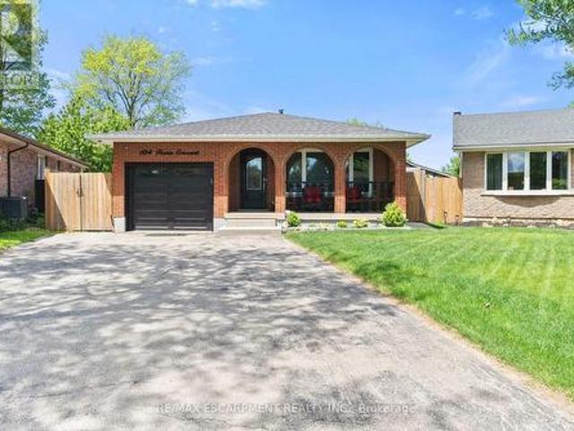 104 Fiona Crescent, Hamilton, ON, L9C 6P4 house for sale | Listing ID X13213 | Royal LePage