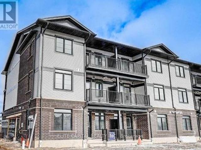 104 Oat Lane, Kitchener, ON, N2R 0S8 townhouse for lease | Listing ID X13451 | Royal LePage