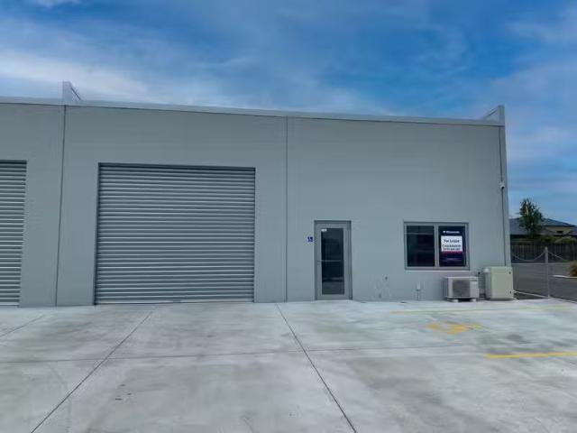 10/4 Lake Bryndwr Lane, Burnside, NZ Industrial for Rent