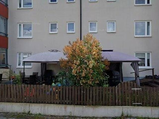 104 m2 lägenhet uthyres i Haninge