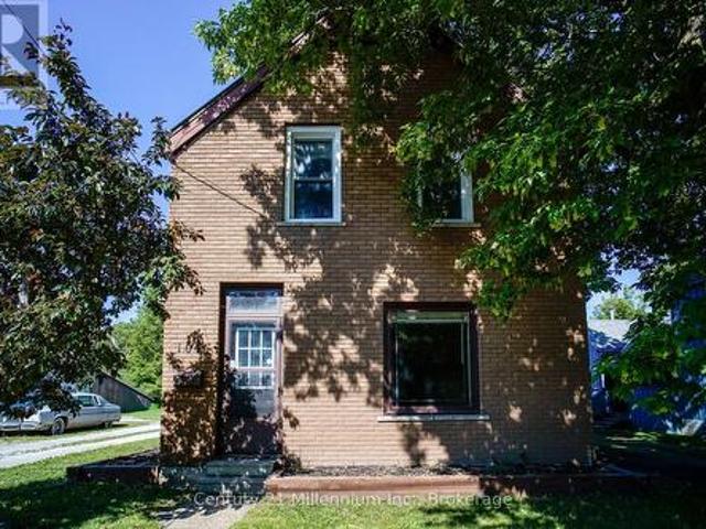 104 Spruce Street, Collingwood, ON, L9Y 3G7 house for sale | Listing ID S13566 | Royal LePage