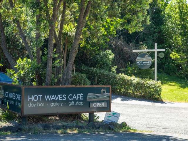 104 Taiwawe Lane, Hot Water Beach, Thames Coromandel