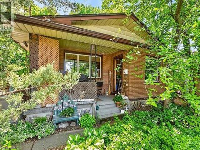 104 Teal Avenue, Stoney Creek, ON, L8E 3B4 house for sale | Listing ID 40839 | Royal LePage