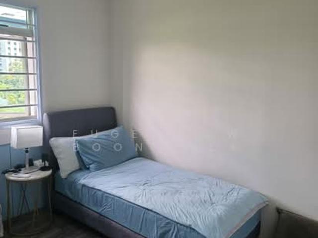 104B Edgefield Plains HDB Apartment Room Rental, $900, 1 Bed 100 sqft $9.00 psf