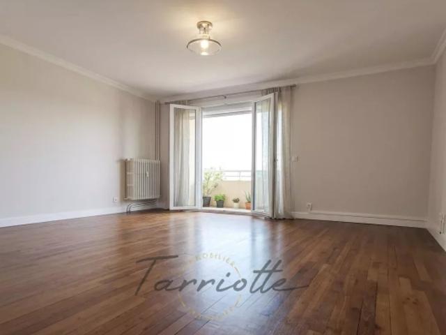 10565 APPARTEMENT