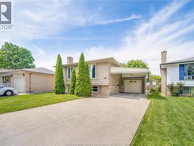 10572 Palms, Windsor, ON, N8R 2E8 house for sale | Listing ID 26011 | Royal LePage