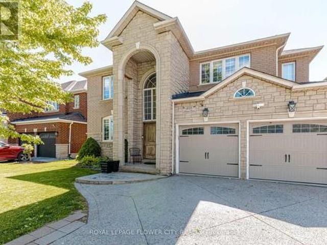 1058 Agram Drive, Oakville, ON, L6H 7L6 house for sale | Listing ID W13222 | Royal LePage