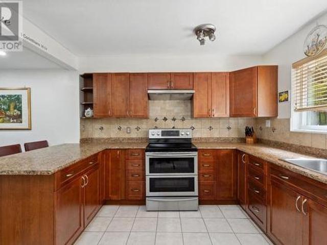 1059 Cecile Drive, Port Moody, BC, V3H 1M6 townhouse for sale | Listing ID R2988 | Royal LePage