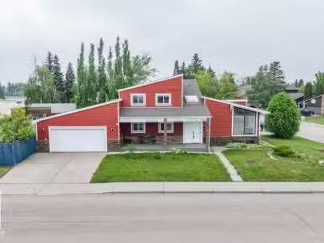 10503 25 Avenue, Edmonton, AB, T6J 5E4 house for sale Listi.