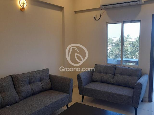 1050 Ft² Flat for Rent