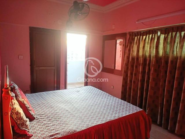 1050 Ft² Flat for Sale