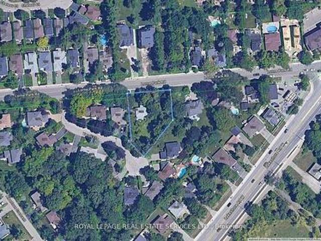 1050 Lorne Park Road, Mississauga, ON, L5H 3A2 house for sale | Listing ID W13646 | Royal LePage