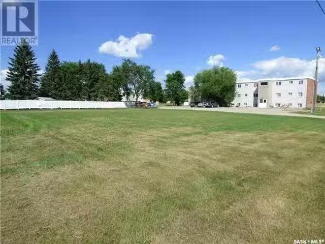 1050 Veterans Avenue, Esterhazy, SK, S0A 0X0 vacant land for.