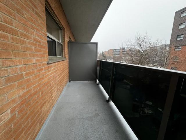 1051 1061 Seneca Avenue 2 Bedroom Apartment for Rent at 1051 Seneca Ave, Mississauga, ON L5G 3X6 Lakeview