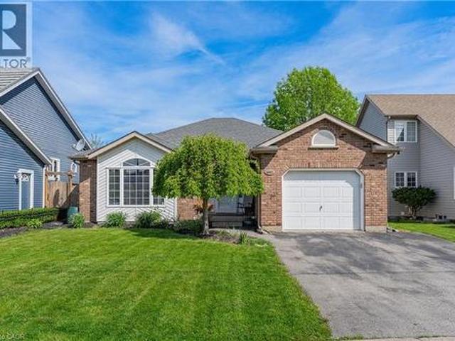 1052 Vansickle Road N, St. Catharines, ON, L2S 2X3 house for sale | Listing ID 40845 | Royal LePage