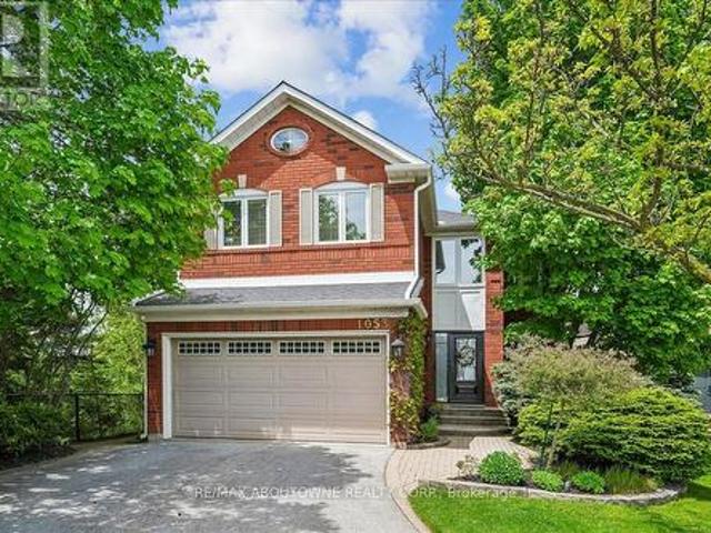 1053 Old Oak Drive, Oakville, ON, L6M 3K5 house for sale | Listing ID W13238 | Royal LePage