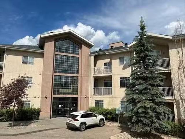 105 1095 Timberline Drive East, Fort Mcmurray, AB, T9K 1Y7 c.
