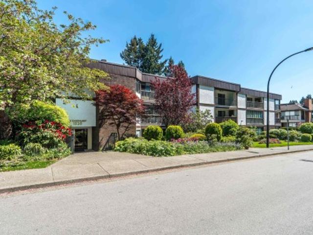105 1 Vidal Street, White Rock, BC, V4B 3T7 Single Family Property For Sale | Listing ID R3120 | Royal LePage