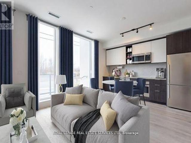 105 36 Zorra Street, Toronto, ON, M8Z 0G5 townhouse for lease | Listing ID W13532 | Royal LePage