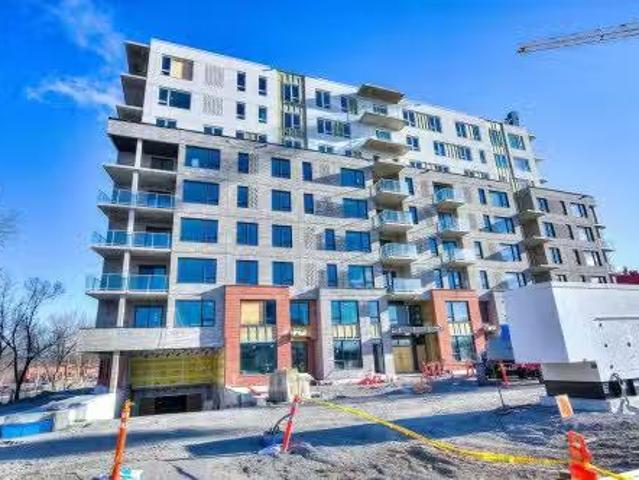 105 425 Boul. Des Anciens Combattants, Sainte Anne De Bellevue.