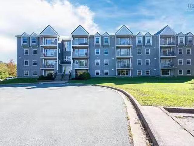 105 51 River Lane, Bedford, NS, B4A 3Y8 condo for sale List.