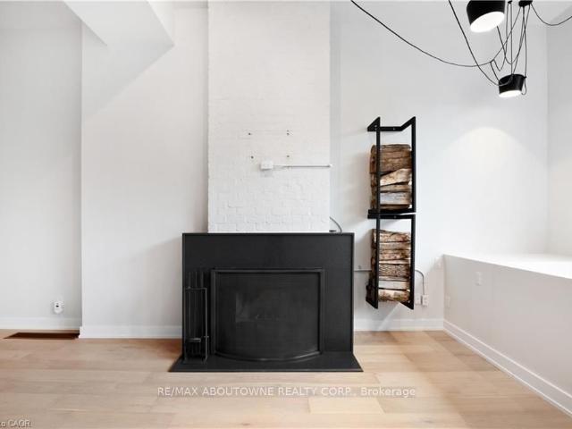 105 676 Richmond Street W, Toronto | Leased, C13542 | Condos. Ca