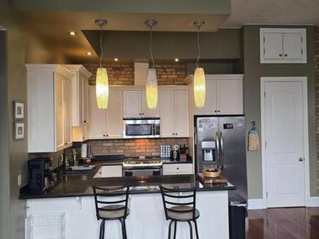 105 81 Broadway Street, Woodstock South, ON, N4S 3A1 lease for lease | Listing ID X13159 | Royal LePage