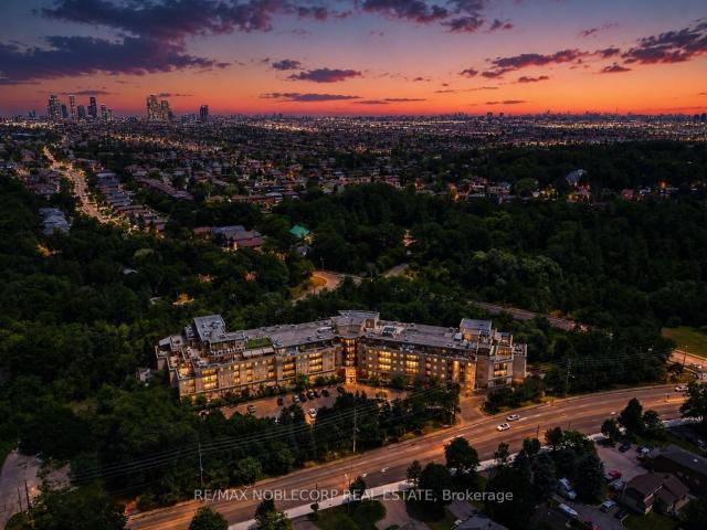105 8 Islington Avenue, Woodbridge | 1+1Beds/1Bath, Condo, $599,000 | Condos. Ca