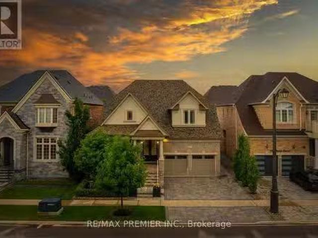 105 Chesney Cres, Vaughan, ON, L4H 4A5 house for sale Listi.