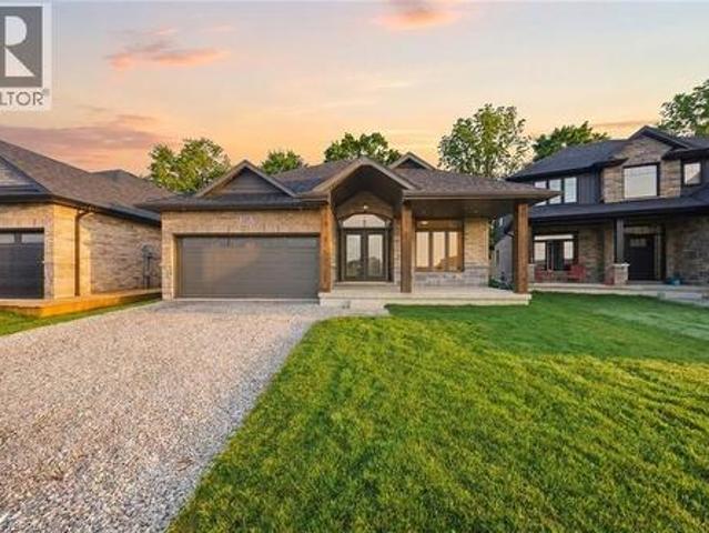 105 Craddock Boulevard, Jarvis, ON, N0A 1J0 house for sale | Listing ID 40842 | Royal LePage