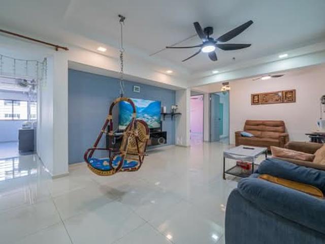 105 Aljunied Crescent HDB Apartment For Sale, $628,000, 3 Bed 2 Bath 1,065 sqft $590.00 psf