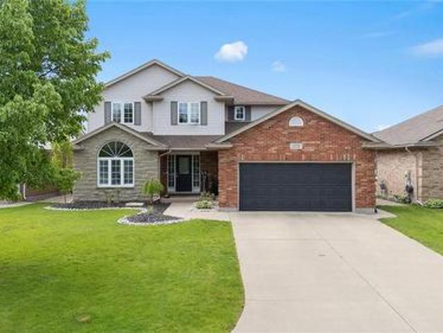 105 Augusta Boulevard, Sarnia, ON, N7W 1C6 house for sale | Listing ID 26012 | Royal LePage