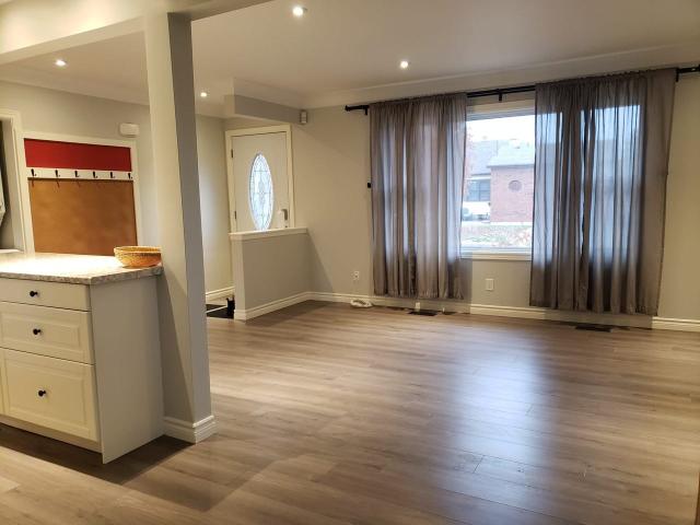 105 Harold Ave 3 Bedroom Apartment for Rent at 105 Harold Ave, Brantford, ON N3T 1W3 West Brant