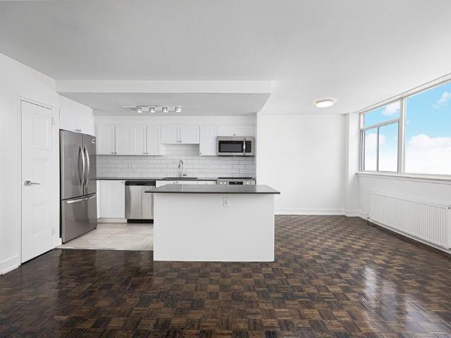 105 Isabella Street Studio Apartment for Rent at 105 Isabella St, Toronto, ON M4Y 1N9 The Village