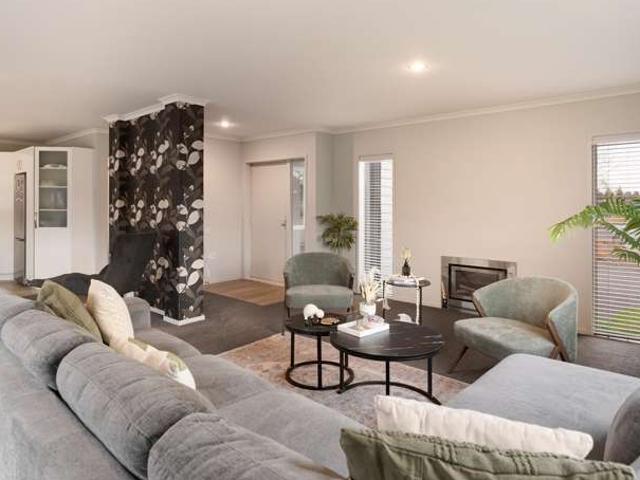 105 Lakes Boulevard, Pyes Pa, Tauranga