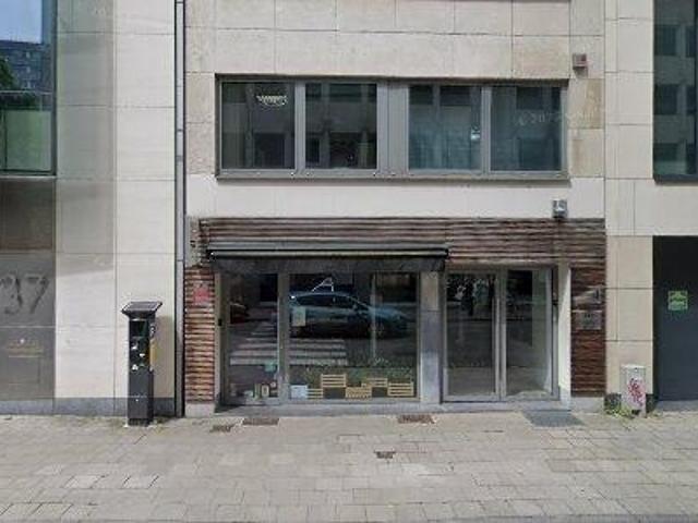 105 m2 office space for rent in Stad Brussel